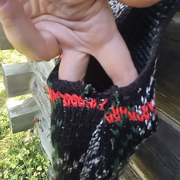 Vintage Cropped Plaid Knit Vest – Huntington Ridge, Perfect Layering Piece - Picture 5 of 6